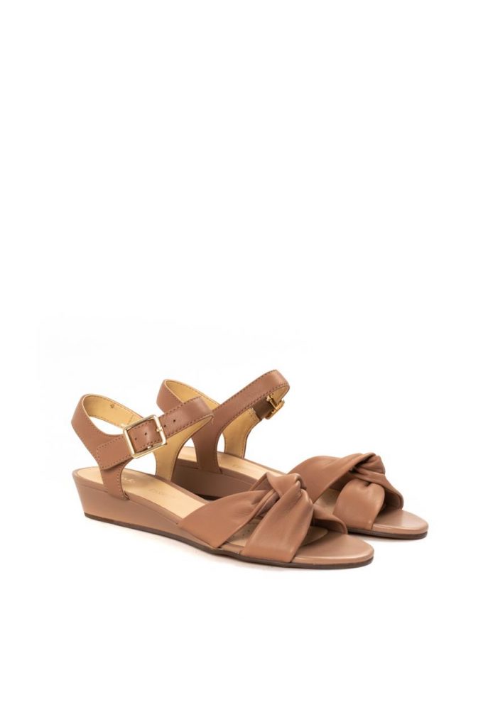 Γυναικείες Δερμάτινες Πλατφόρμες CLARKS SENSE STRAP NUDE